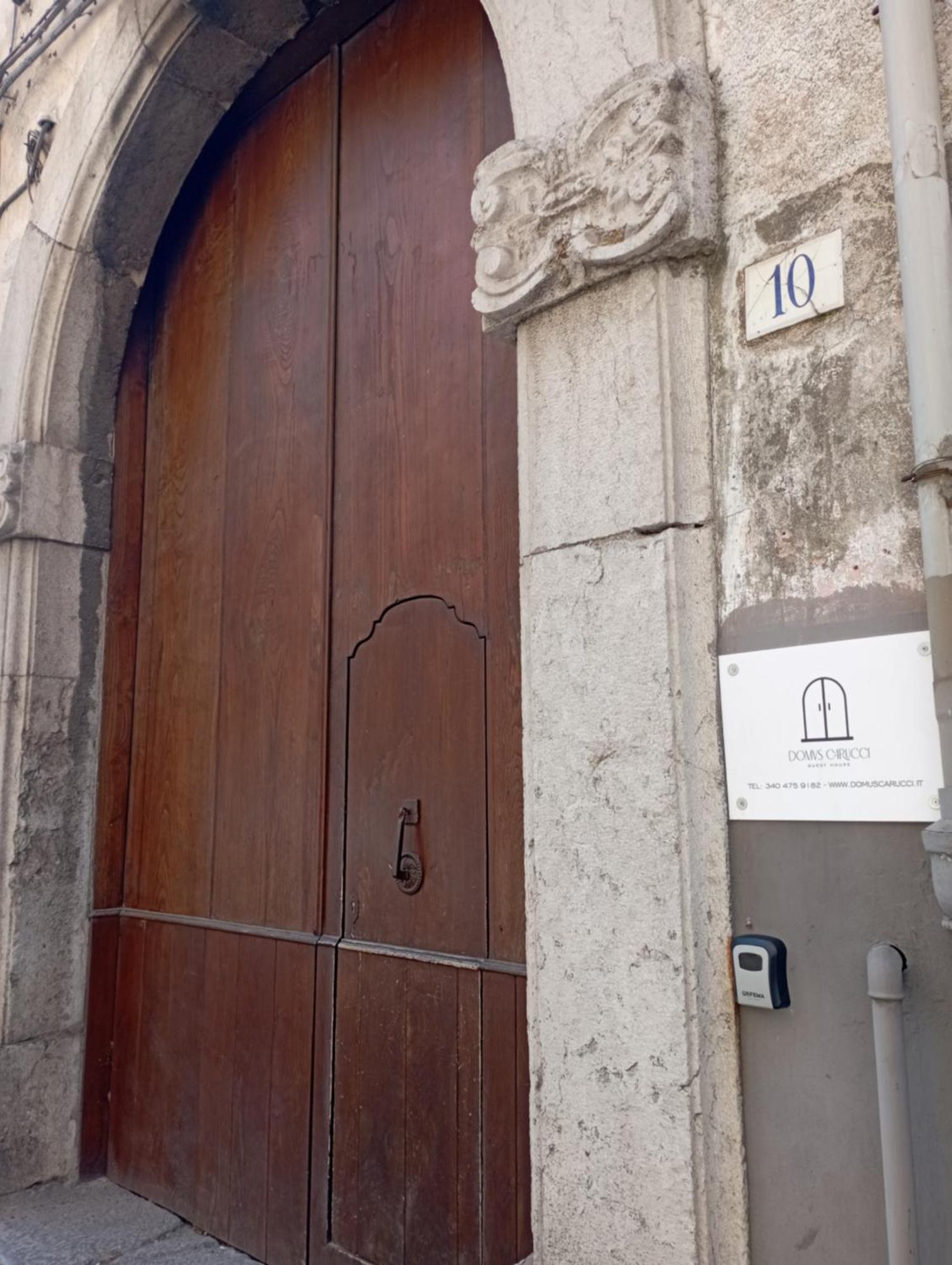 Apartamento Domus Carucci Cava deʼ Tirreni Exterior foto